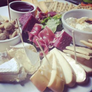 10516808_681003095329418_2811061572683584310_n