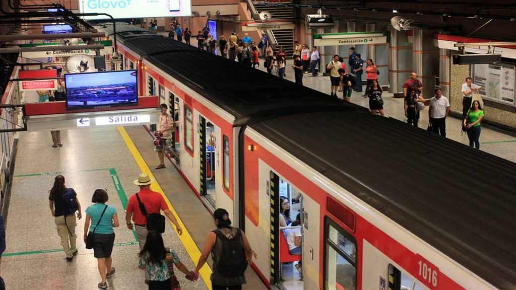 Metro De Santiago