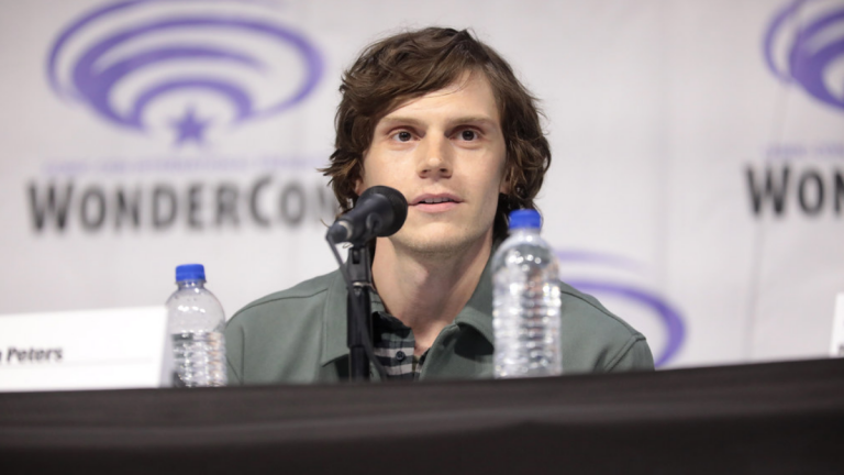 Evan Peters