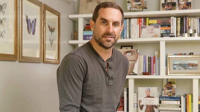 Viudo de Javiera Suárez Cristián Arriagada