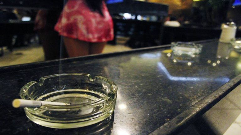 Café con piernas Pase de Movilidad