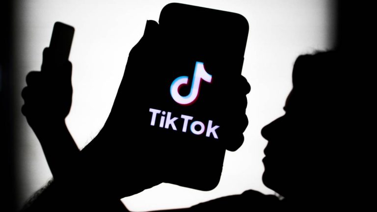 Niña chilena de 11 años está intubada tras realizar reto de TikTok