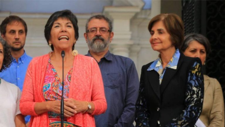 María Teresa Valenzuela Paula Daza (1)