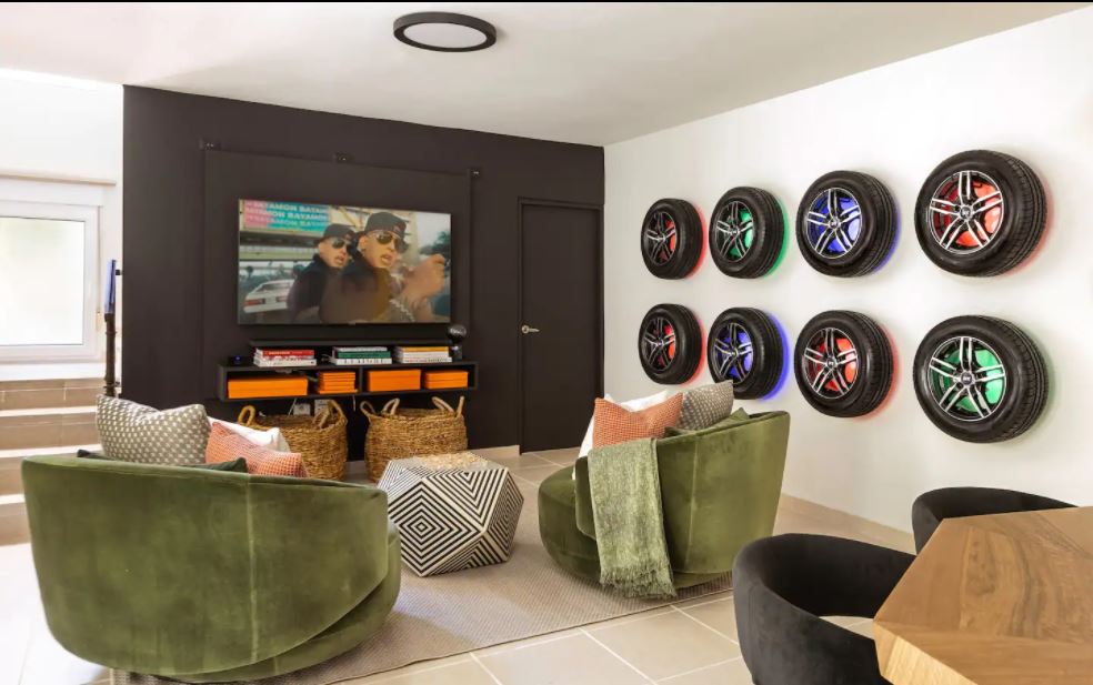 Sala de estar casa Daddy Yankee