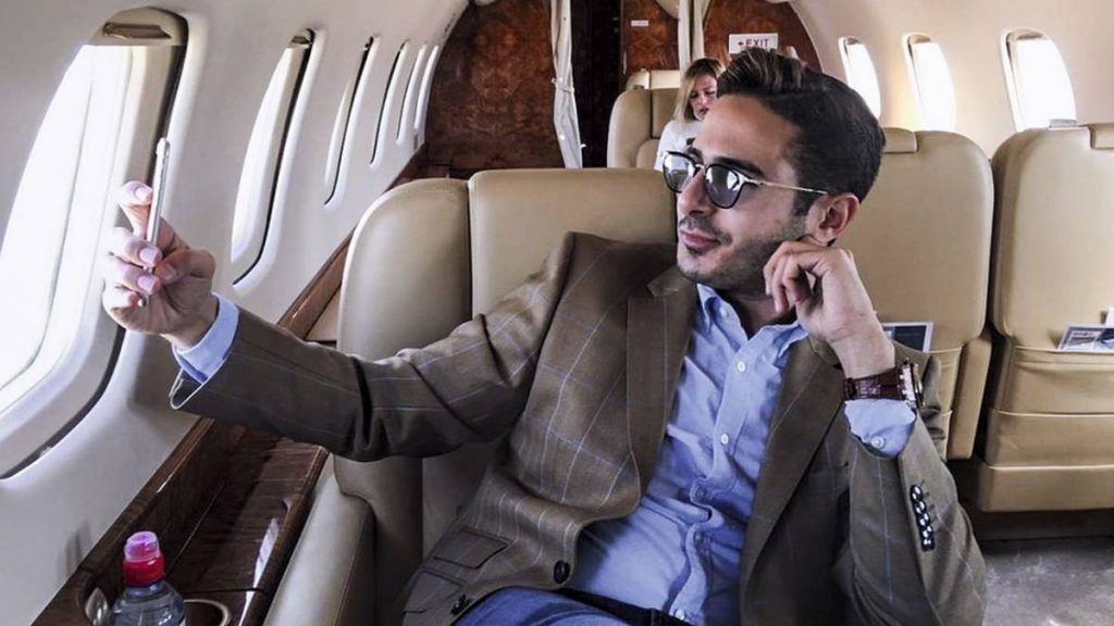 ESTAFADOR DE TINDER (1)