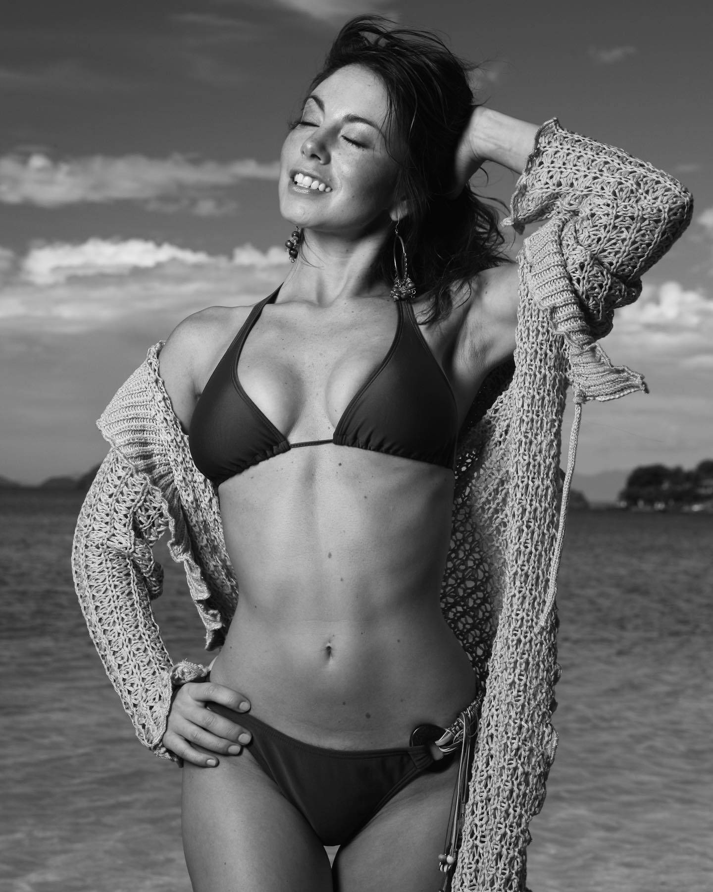 Mónica Godoy Y Su Postal Del Recuerdo