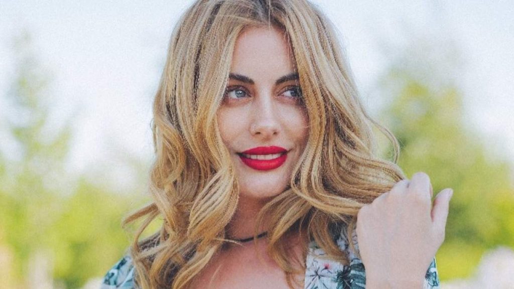 Catalina Palacios Portada