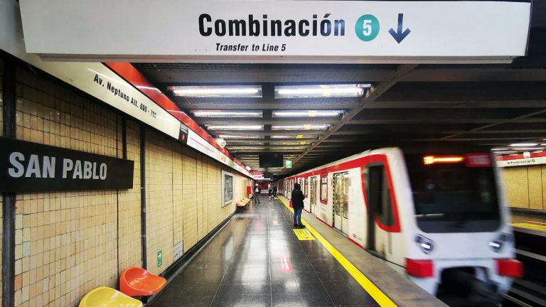 Metro De Santiago (2)