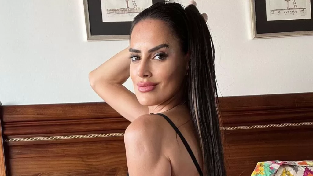 Adriana Barrientos (7)