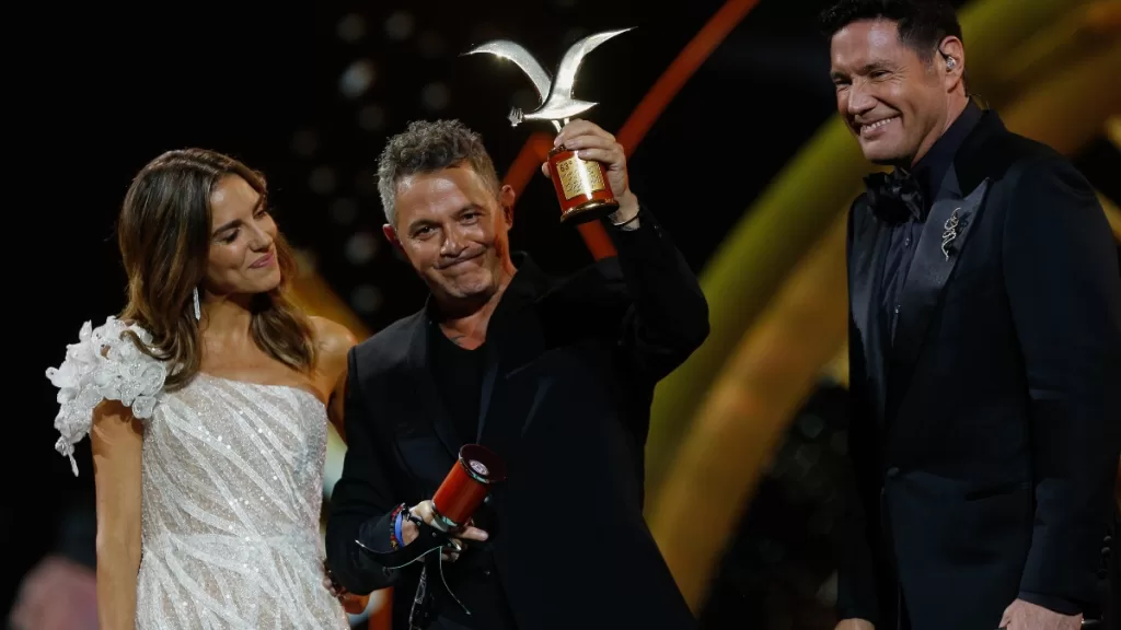 Alejandro Sanz Gana Gaviota De Oro Y Plata