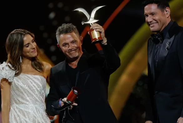 Alejandro Sanz Gana Gaviota De Oro Y Plata