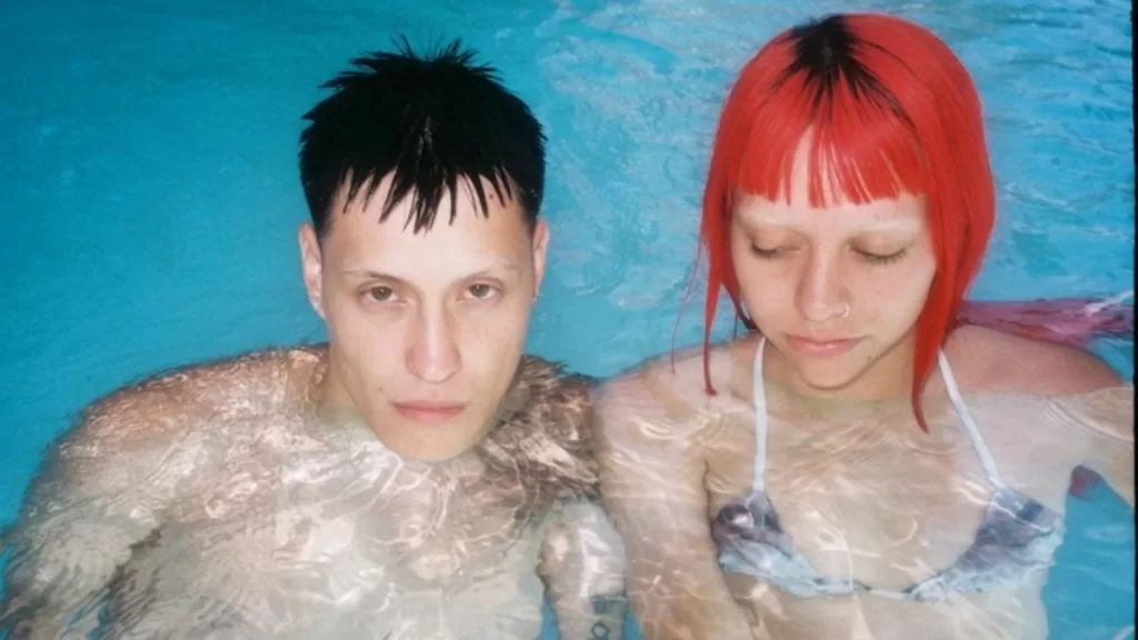 Arreglo Floral, Akriila Ft Kidd Voodoo