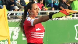 "Ven a jugar conmigo": Exjueza del fútbol chileno sorprende tras ...