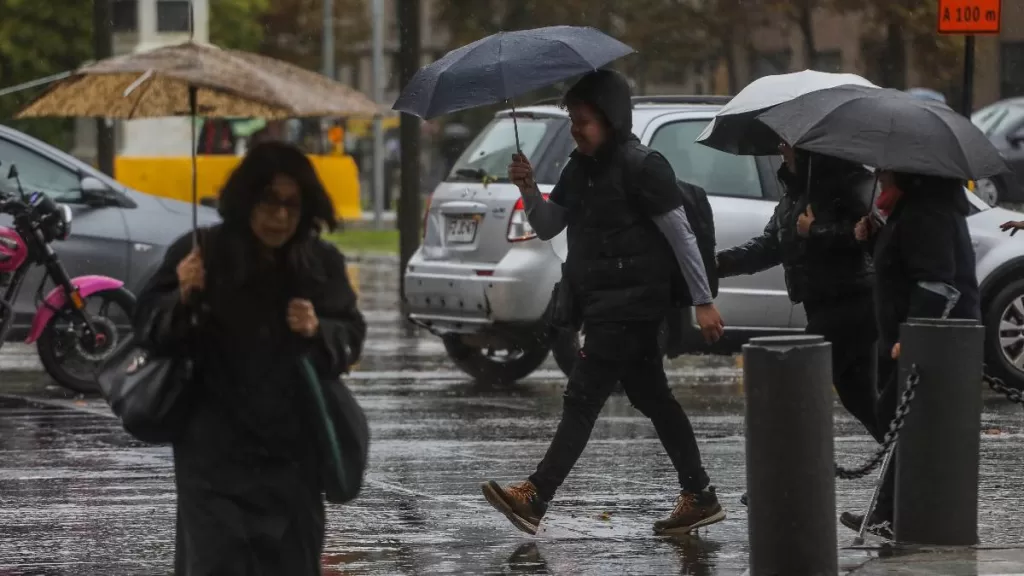Lluvia En La Región Metrpolitana (1)