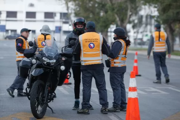 Restricción Vehicular (24)