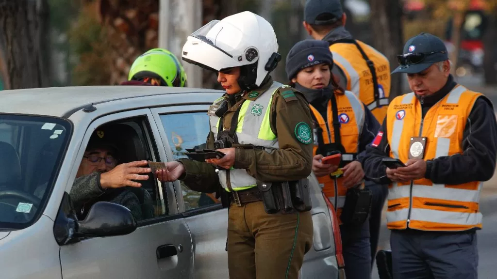 Restricción Vehicular (25)