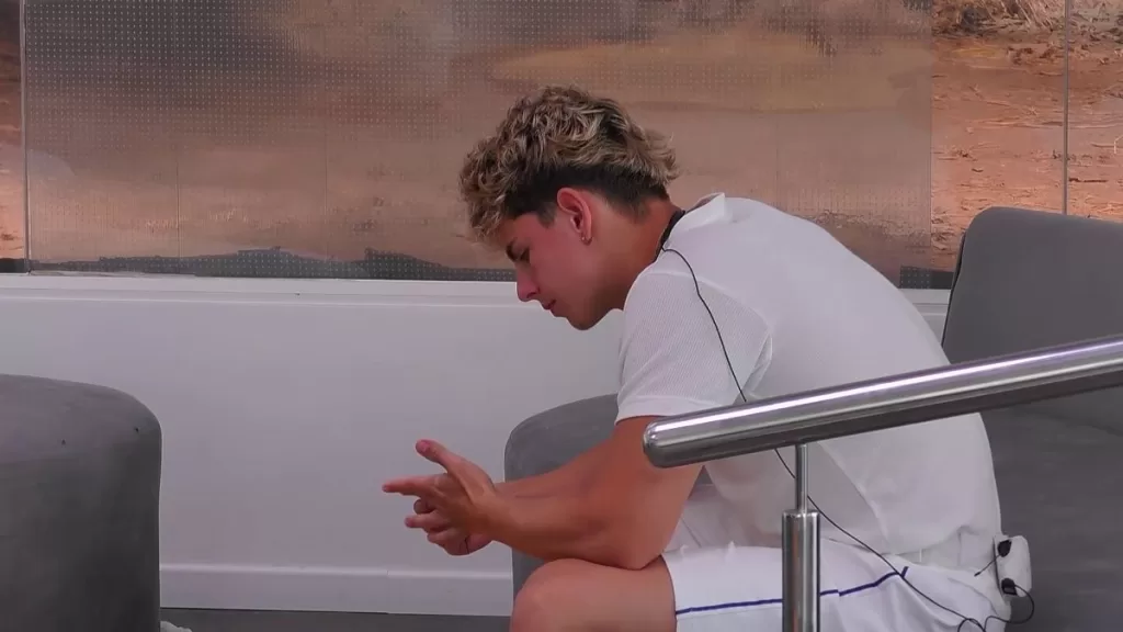 Mundos Opuestos (21)