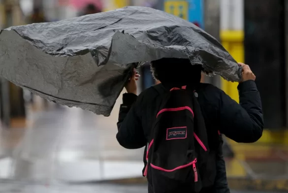 Lluvia En Santiago, Radioactiva (2)