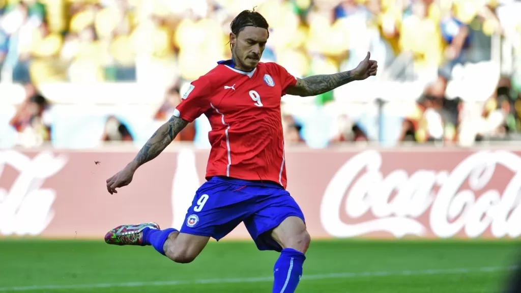 Mauricio Pinilla (1)