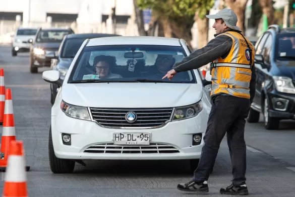 Restricción Vehicular (33)