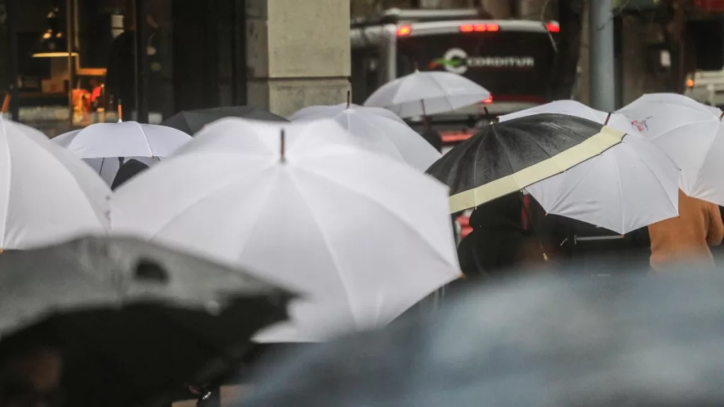 Lluvia En Santiago (7)