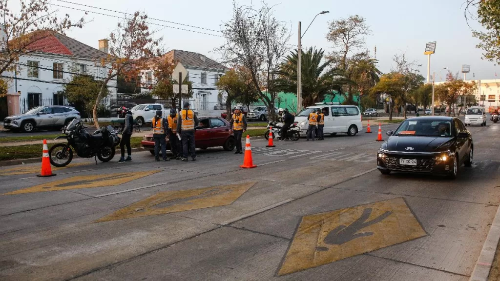 Restricción Vehicular (35)