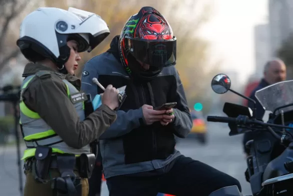 Restricción Vehicular (6)