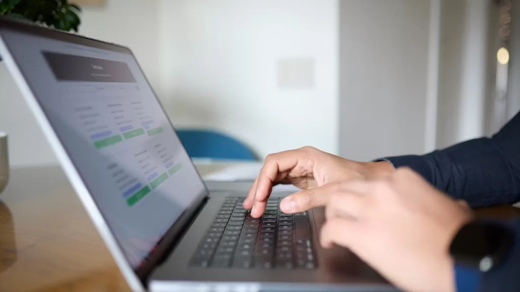 Correos Falsos De ADN