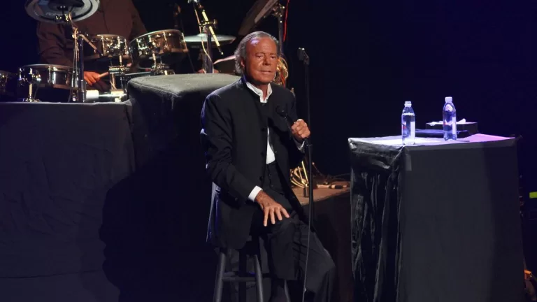 Julio Iglesias