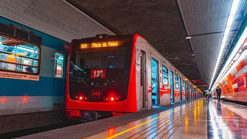 Alza En El Metro De Santiag