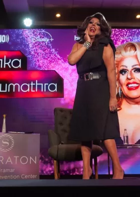 Asshka Sumathra, Comediante De La Cuarta Jornada De Viña 2026