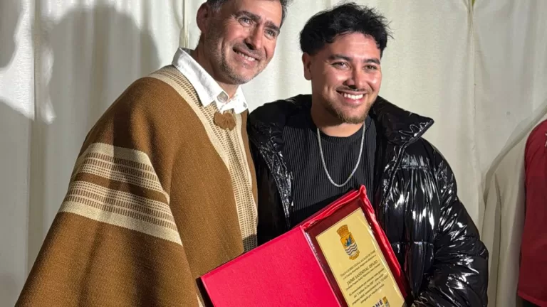 Jaime Proox Es Premiado En Tomé