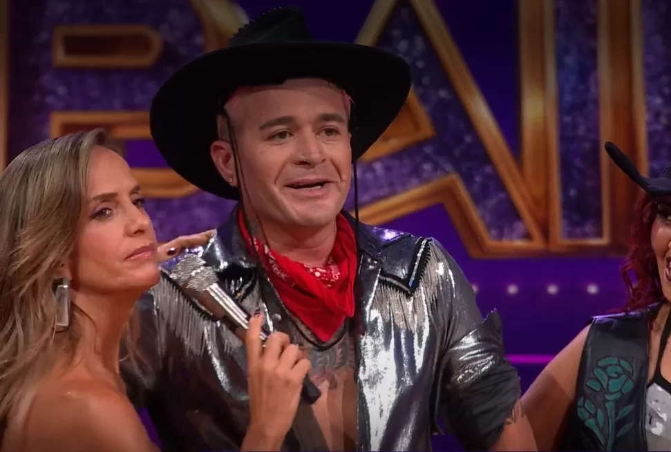 Junior Playboy durante Fiebre de Baile