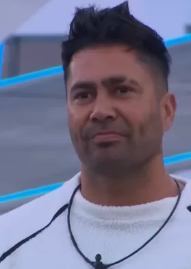 Luis Jiménez deja Mundos Opuestos