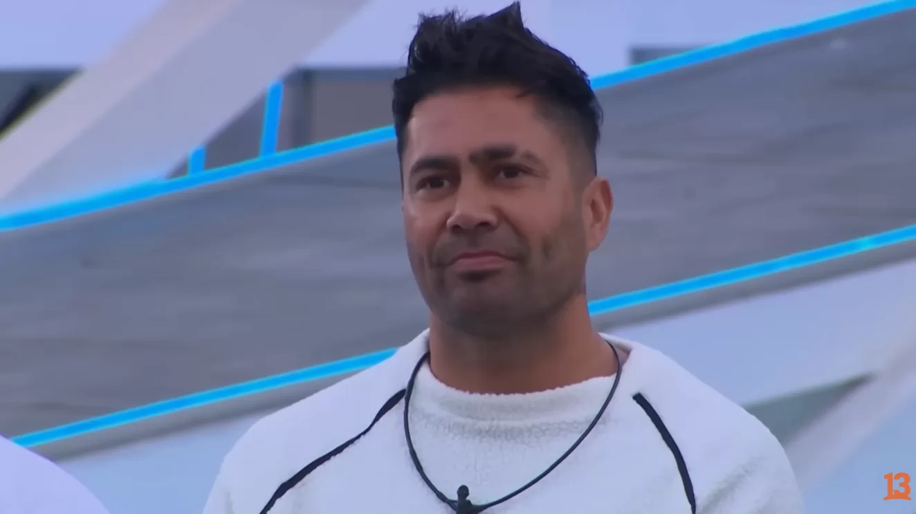 Luis Jiménez deja Mundos Opuestos