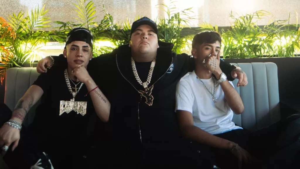 FloyyMenor Y Cris Mj (1)