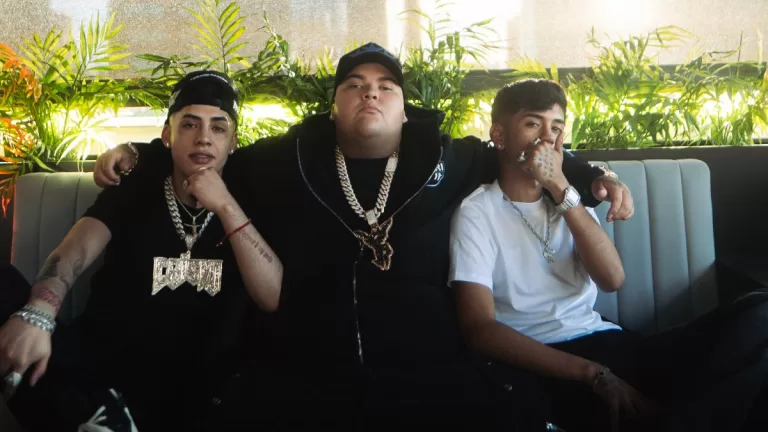 FloyyMenor Y Cris Mj (1)