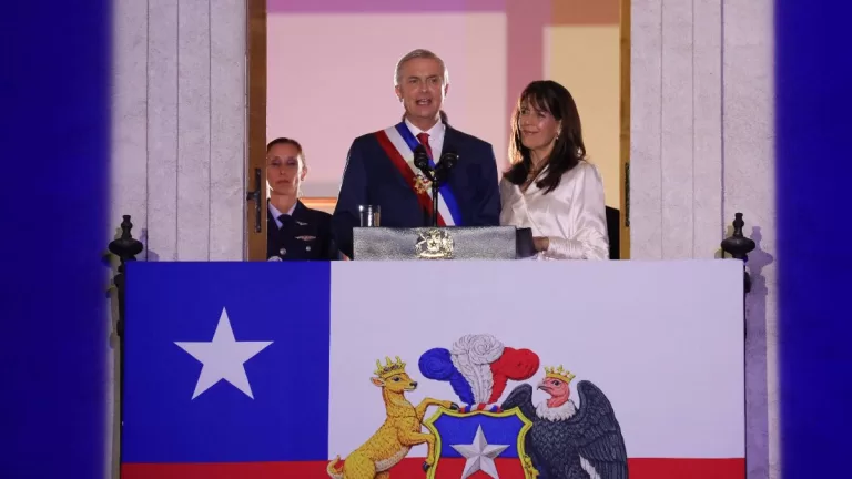 Las Reglas Del Gobierno De Kast Para El Uso De Rrss