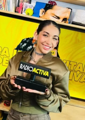 María Becerra En Radio Activa