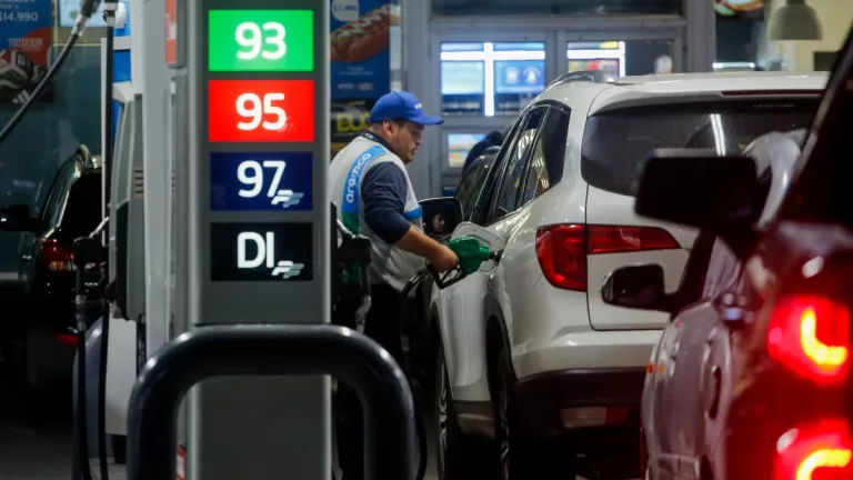 Sube El Precio Del Combustible