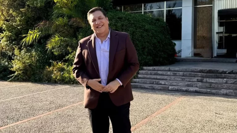 La Pareja De Julio César Rodríguez