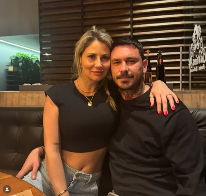 Mauricio Pinilla Y Gisella Gallardo