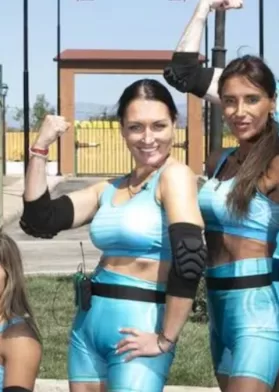 Vecinos Al Límite (5)