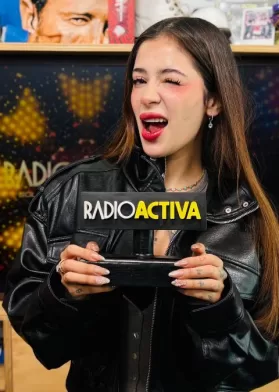 Katteyes (2)